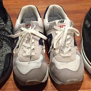 Men’s New Balance sneakers, size 11